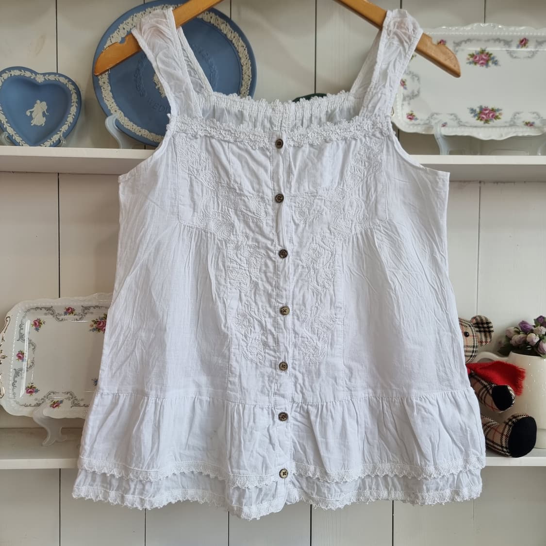 코튼레이스 나시 블라우스 화이트 상품이미지2