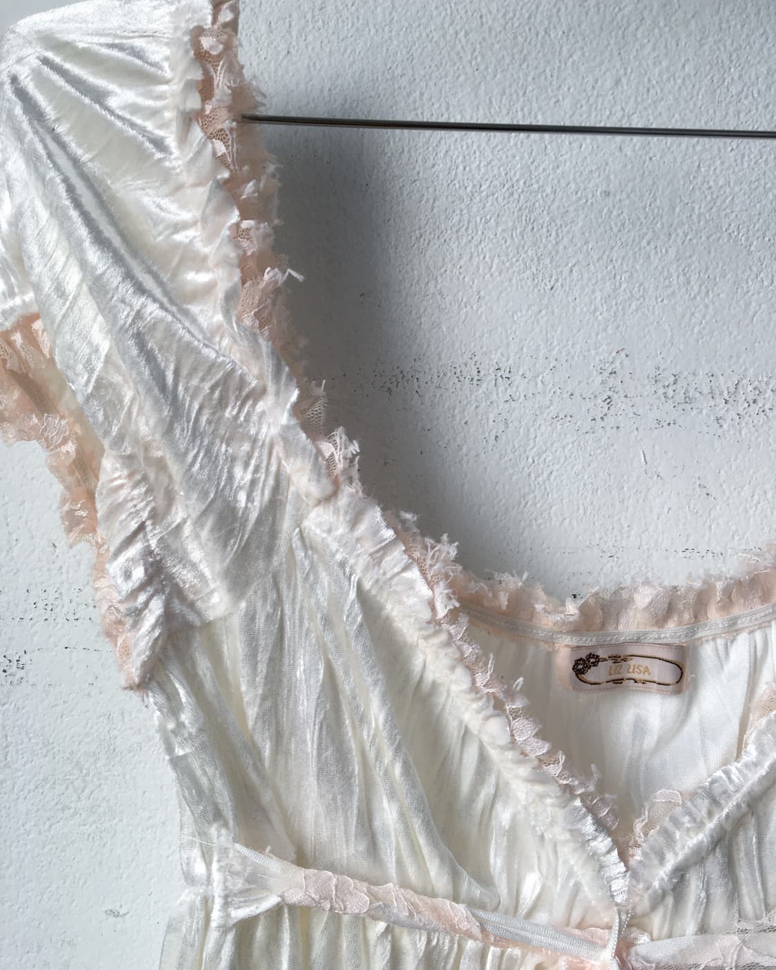 Liz Lisa lace trimming velvet top 상품이미지3