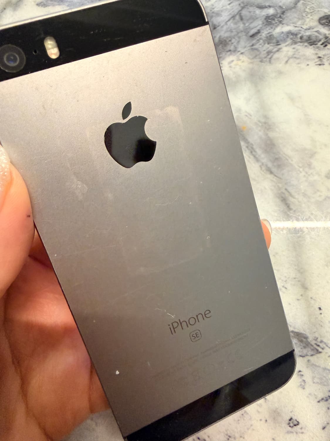 아이폰se 32기가 배터리100 상품이미지2