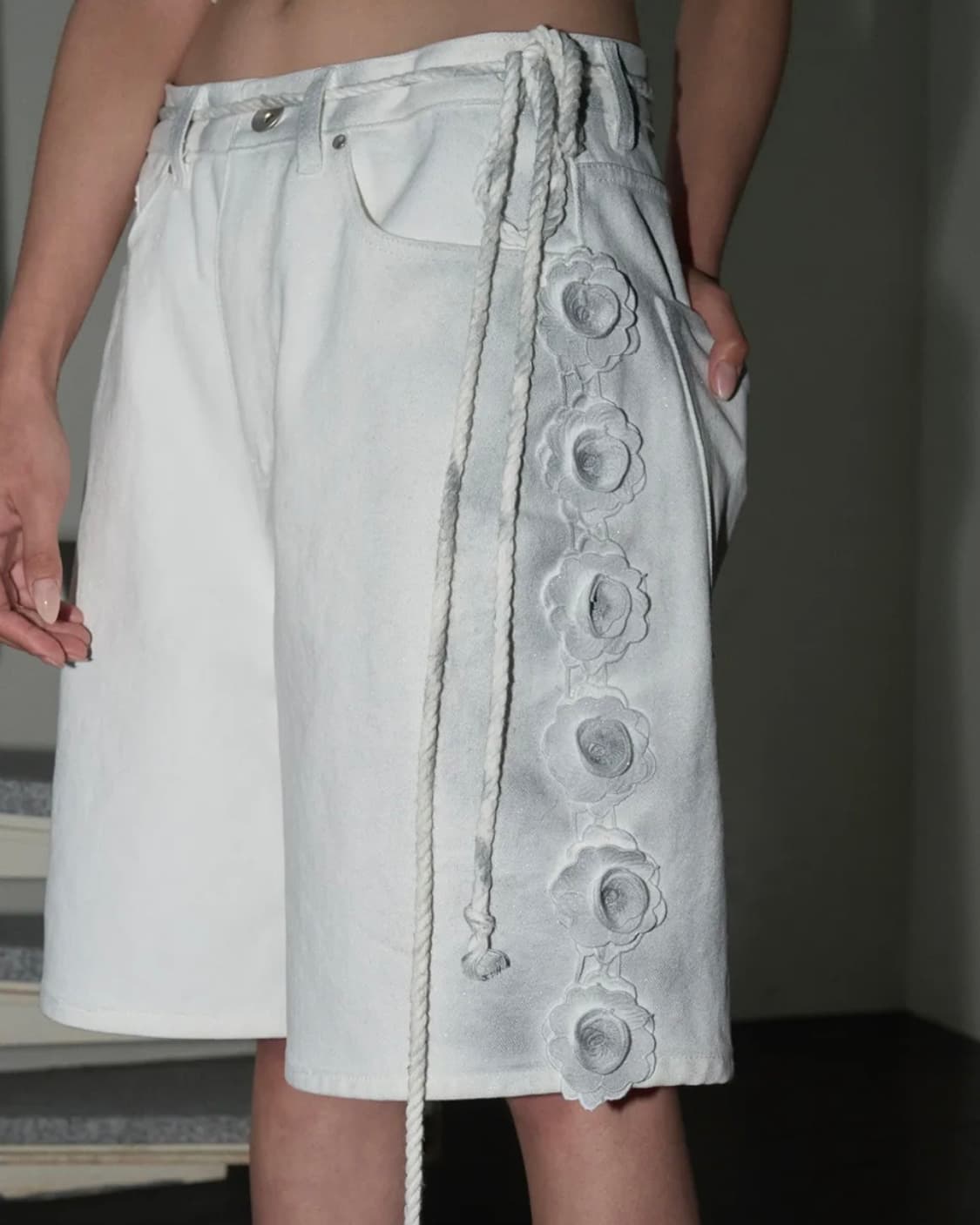 체리퀴리 더티 플라워 하프 팬츠 상품이미지2