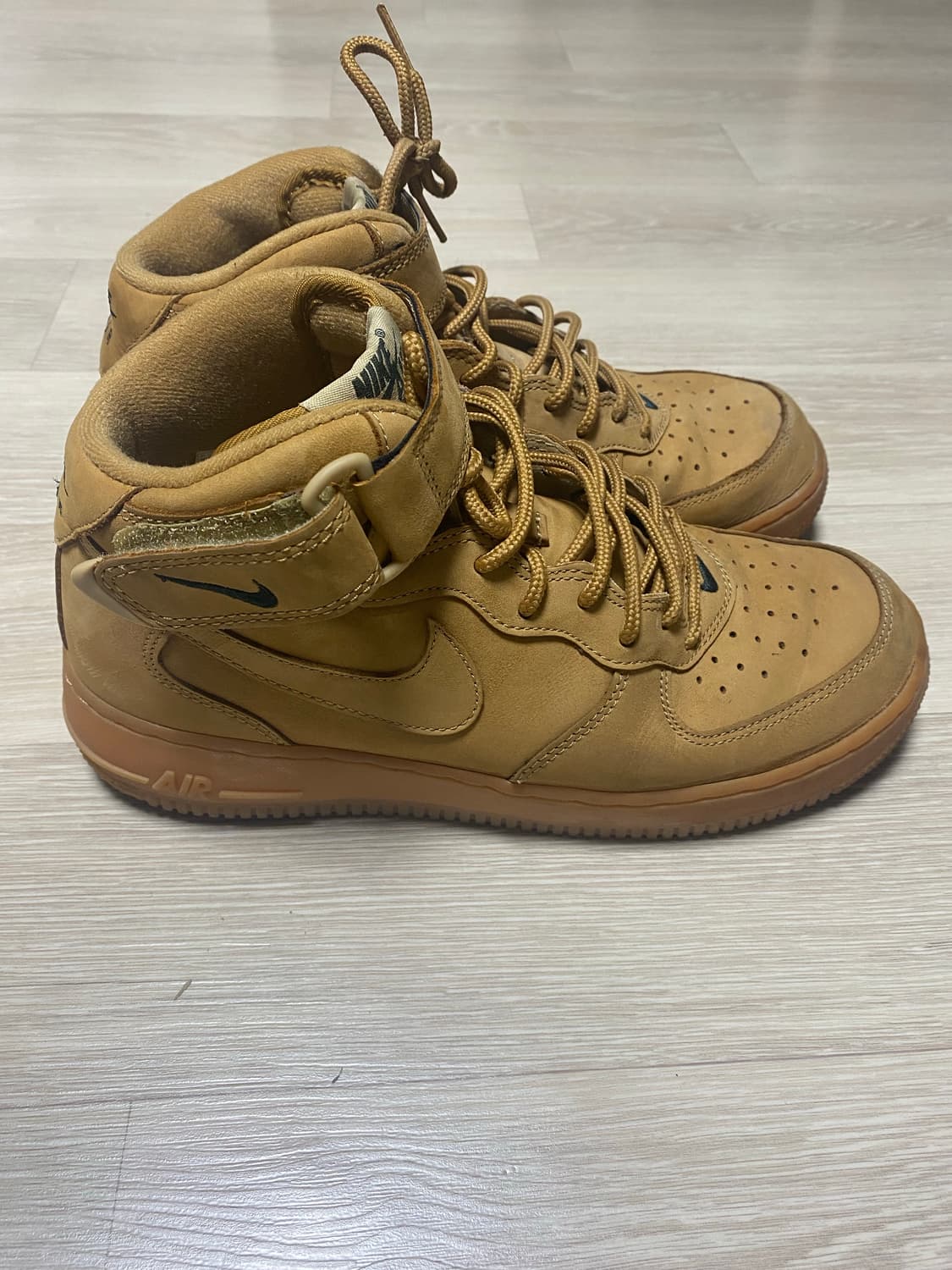 나이키 Air Force 1 Mid Flax 된장포스 상품이미지1