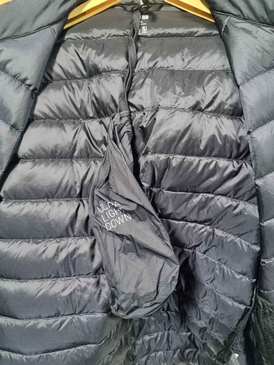 유니클로 남성 경량패딩  상품이미지6