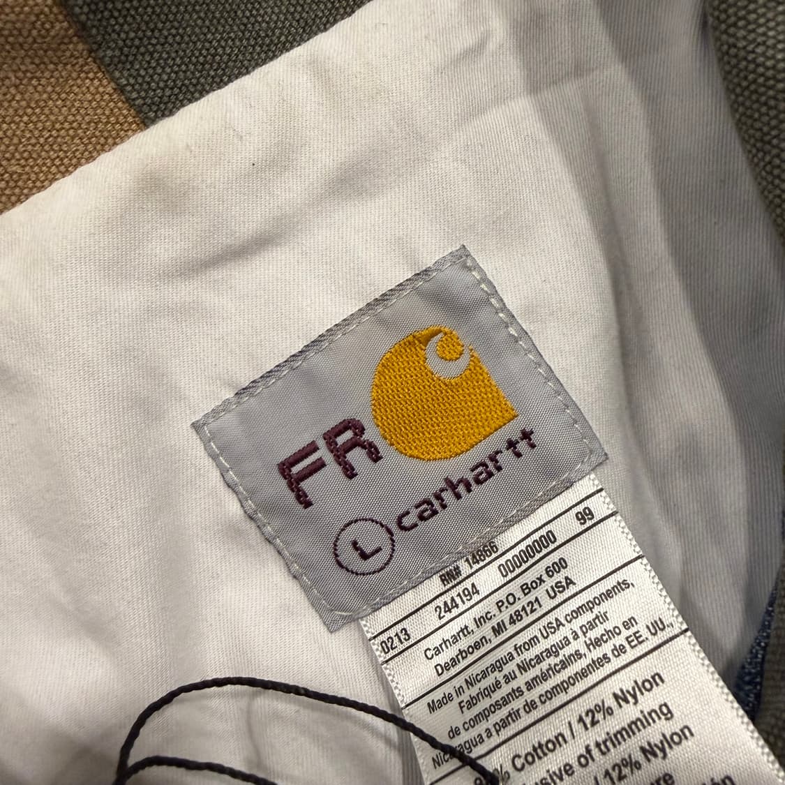 [L] 칼하트 FR 리메이크 패치워크 멀티컬러 자켓 B243 상품이미지5