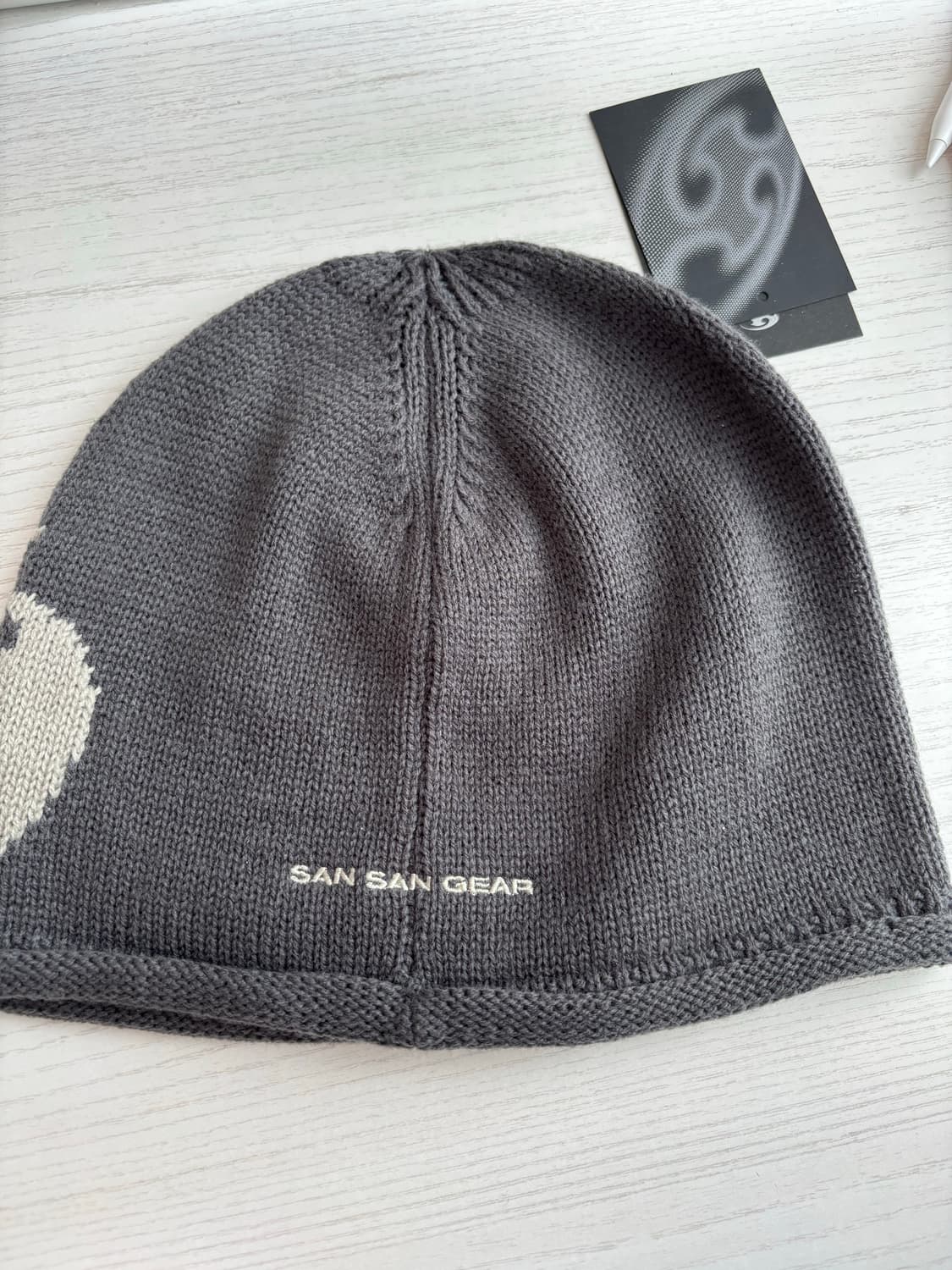산산기어 비니 24ss 모자 차콜 새상품 수수료 없음 배송비포함 상품이미지2