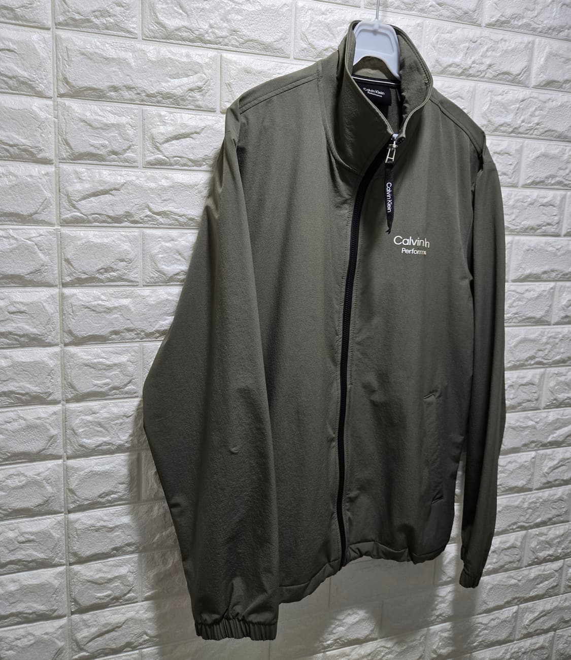 캘빈클라인 퍼포먼스 집업자켓 100 상품이미지2