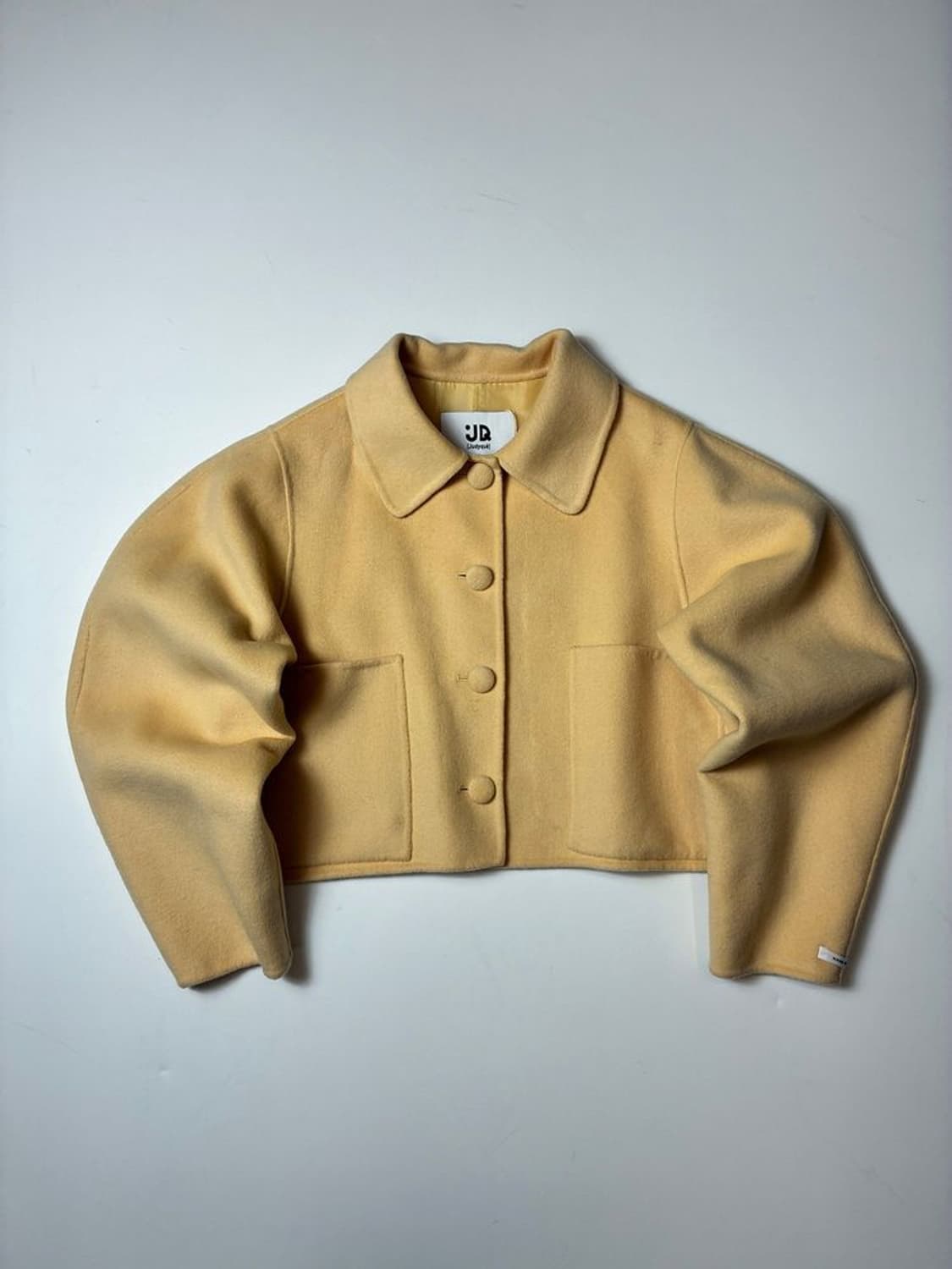 주디크 Judyque 울 핸드메이드 크롭 자켓 PN8324 상품이미지1