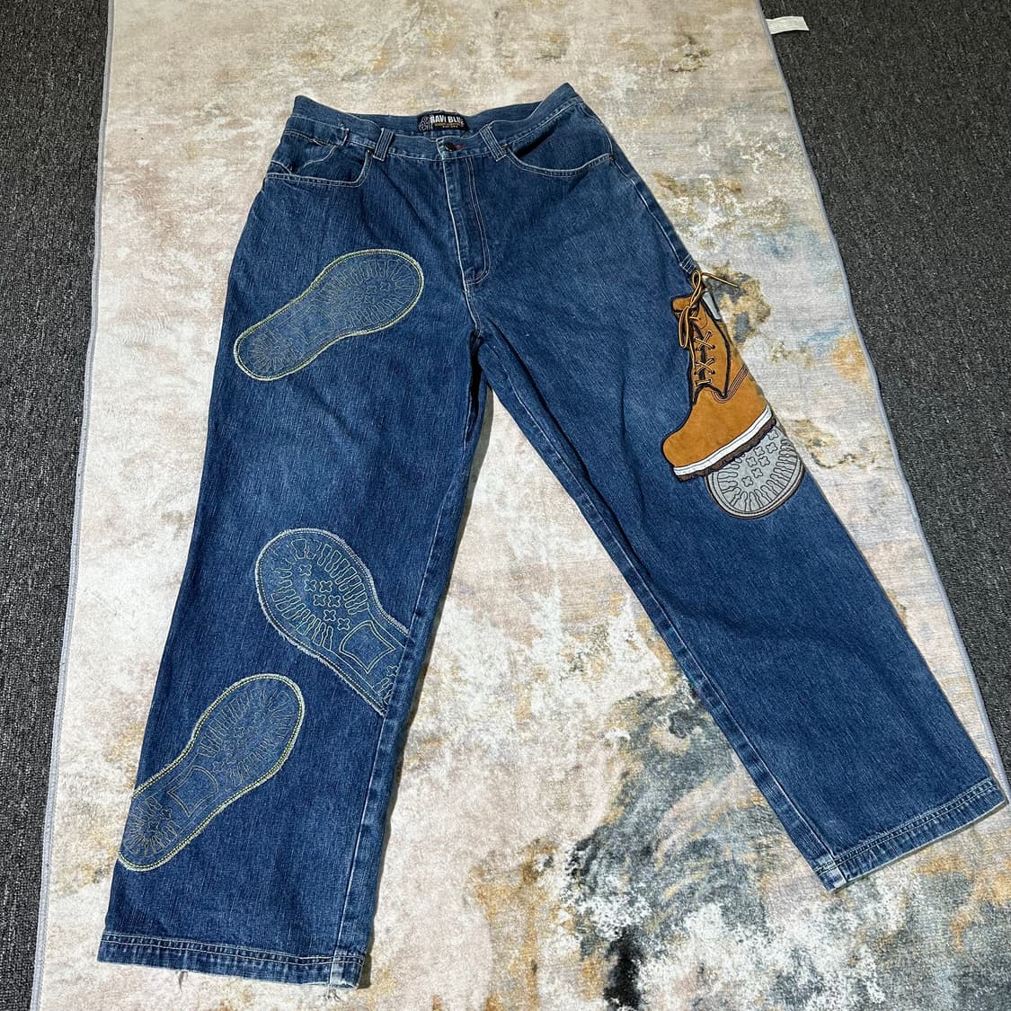 RAW BLUE 디테일 데님 배기 팬츠 상품이미지2