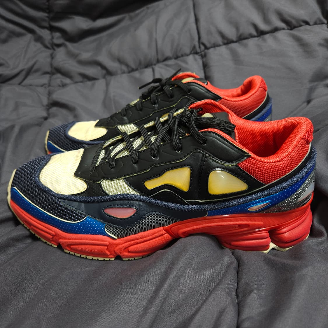 275 ) 아디다스 × 라프 시몬스 오즈위고2 파워레드 상품이미지2