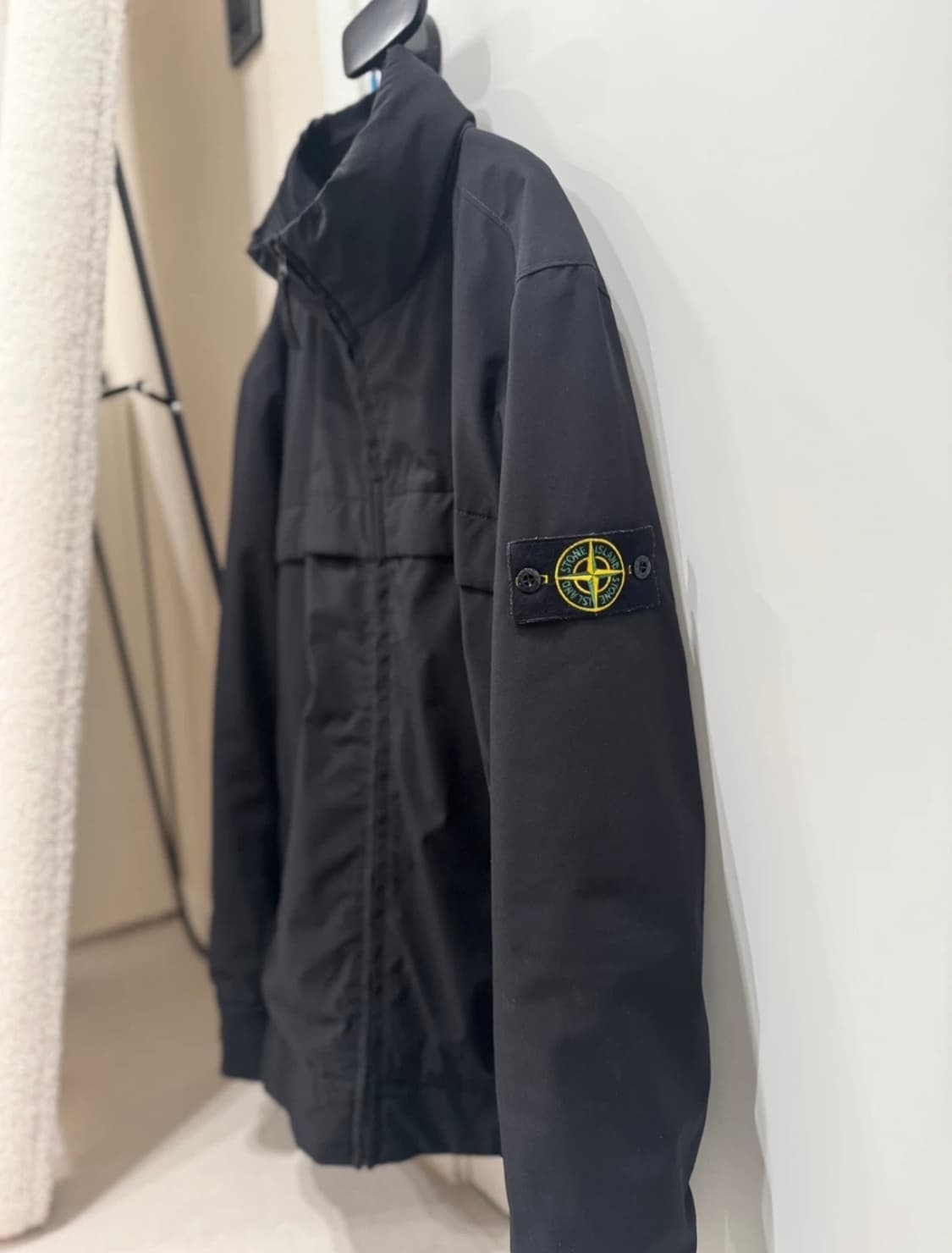 스톤아일랜드 소프트쉘 자켓 XL 상품이미지2