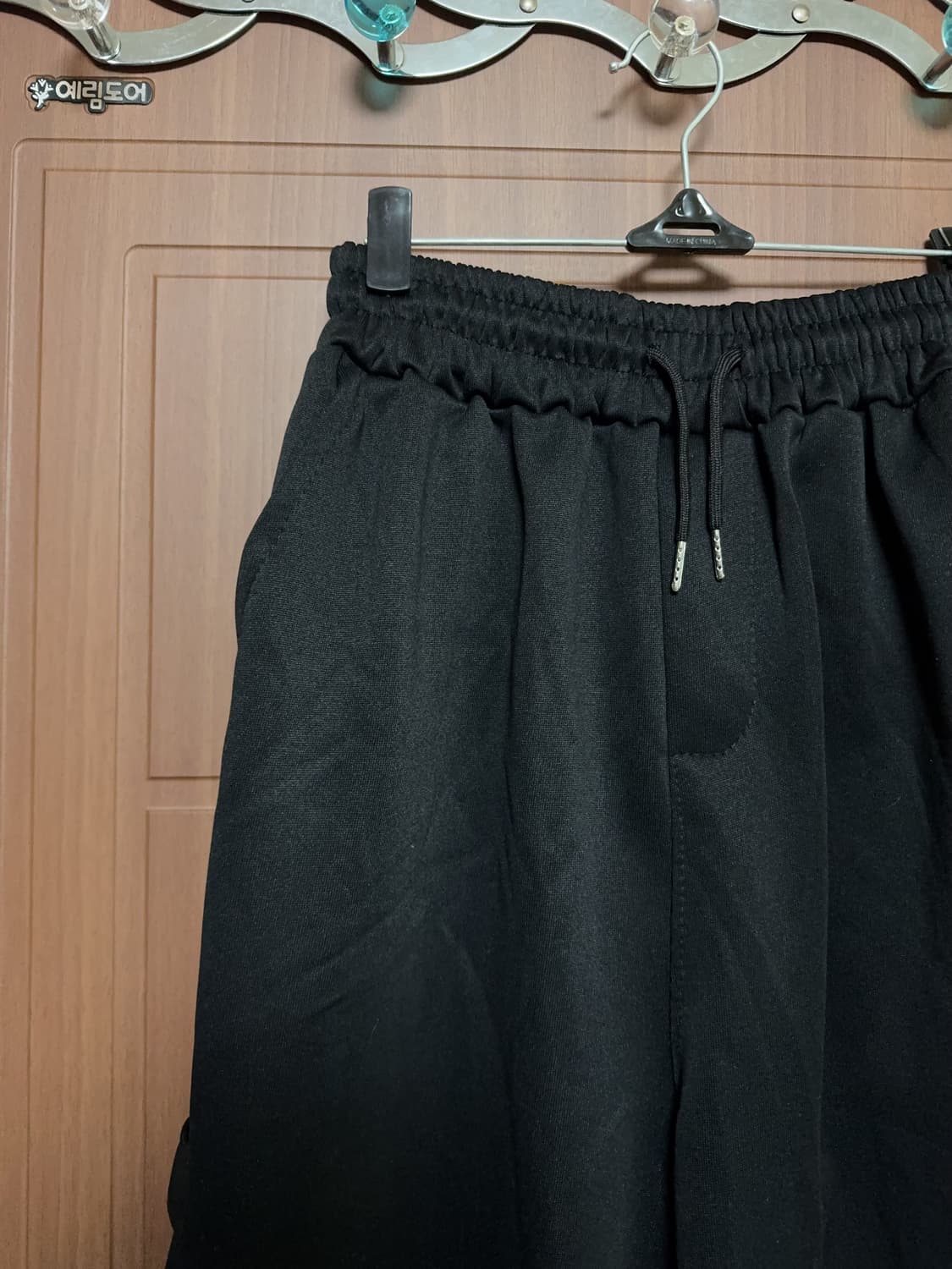 스트릿 펑크 블랙 사이드버튼 핀턱 와이드 조거팬츠 상품이미지2