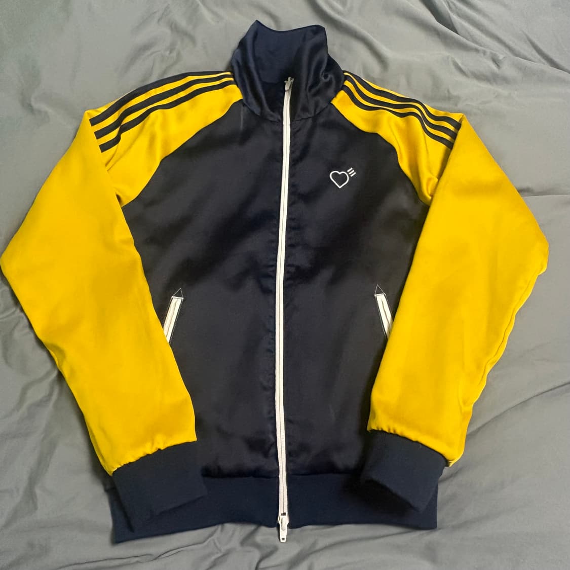 휴먼메이드 X 아디다스 컨소시엄 파이어버드 트랙 자켓 상품이미지1