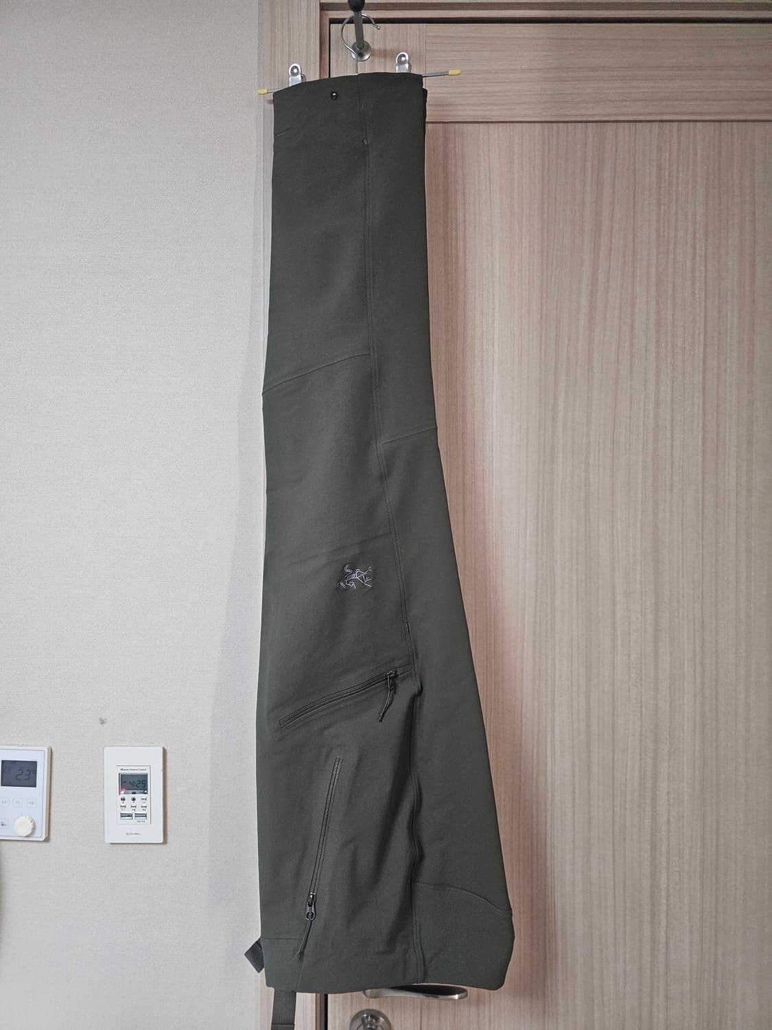 아크테릭스 감마 AR 팬츠 30-S 사이즈 판매합니다 상품이미지1