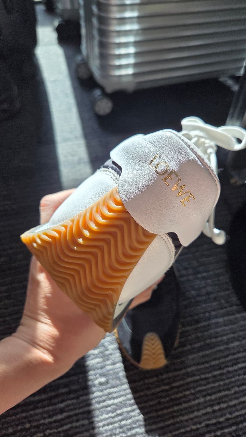 로에베 신발팝니다. 상품이미지3