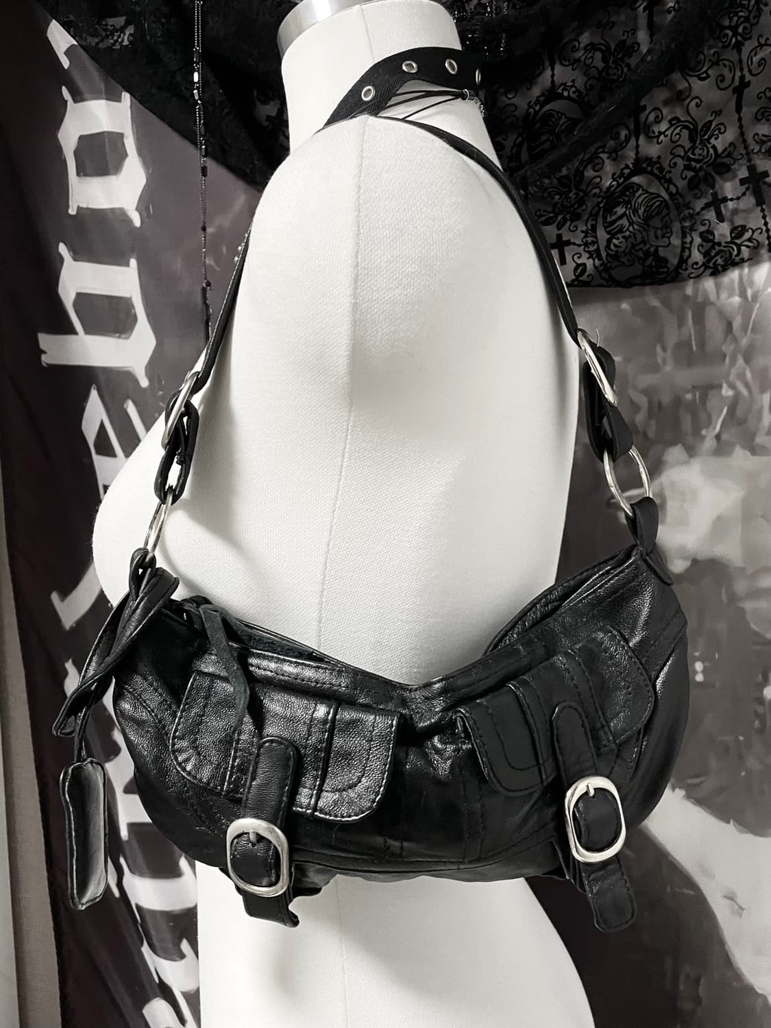 블랙 리얼레더 양가죽 고딕 버클 미니 숄더백 다크웨어릭오웬스발렌시아가st 상품이미지3