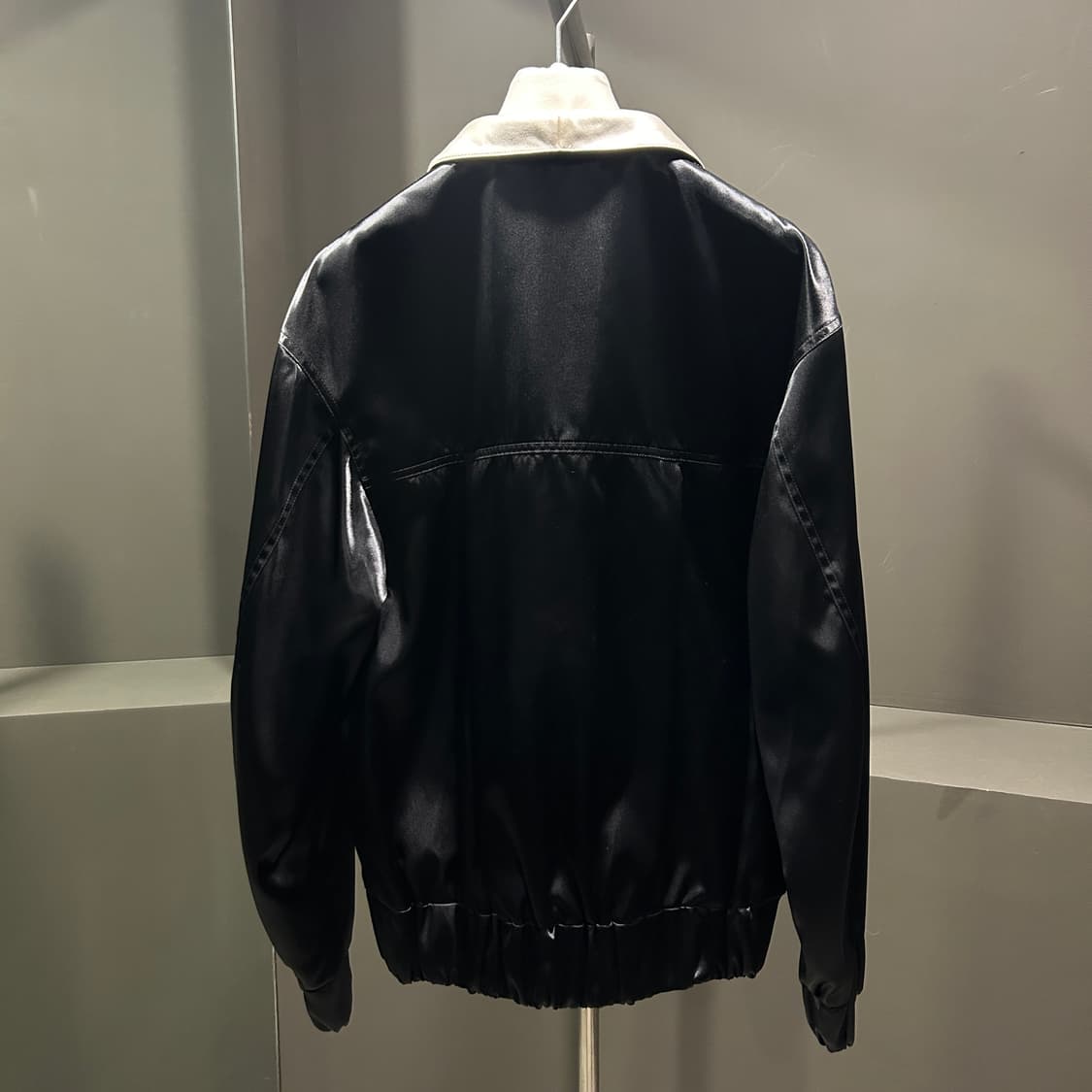 샤넬 숄카라 새틴 블루종자켓 상품이미지9