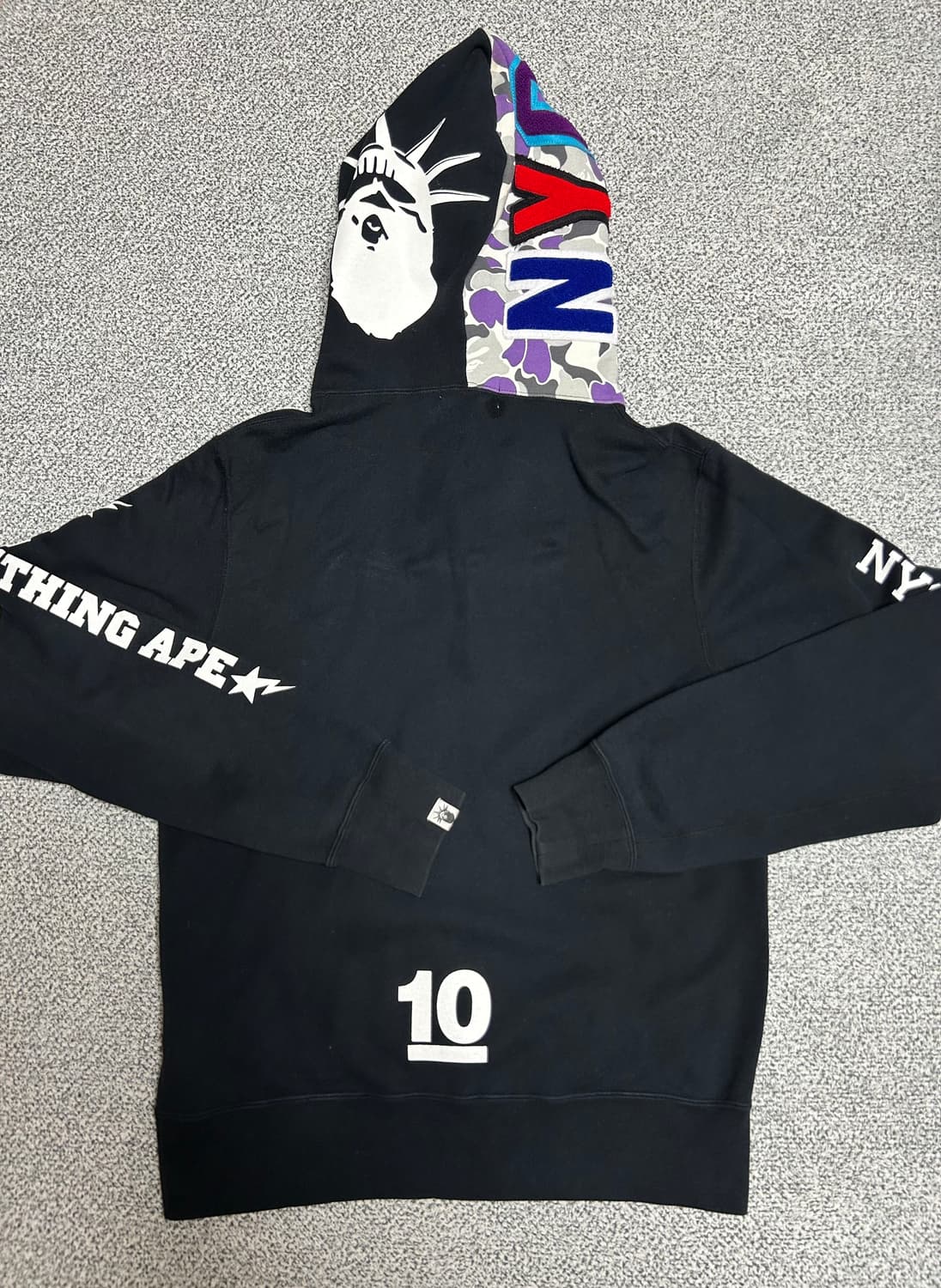 [L/택포] 베이프 10주년 샤크후드 상품이미지2