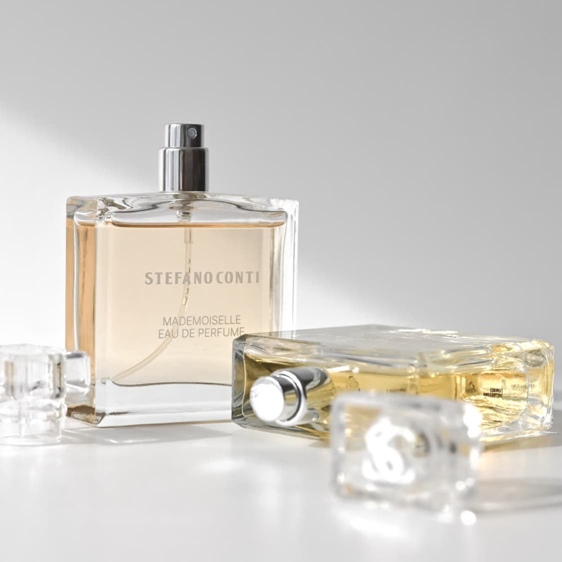 스테파노콘티 향수
가브리엘 오 드 퍼퓸 50ml
마드모아젤 오 드 퍼퓸  상품이미지3