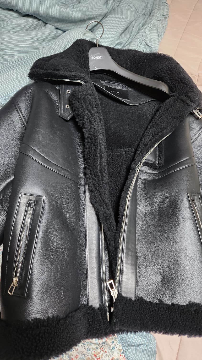 송지오 24fw 무스탕 50사이즈 상품이미지1