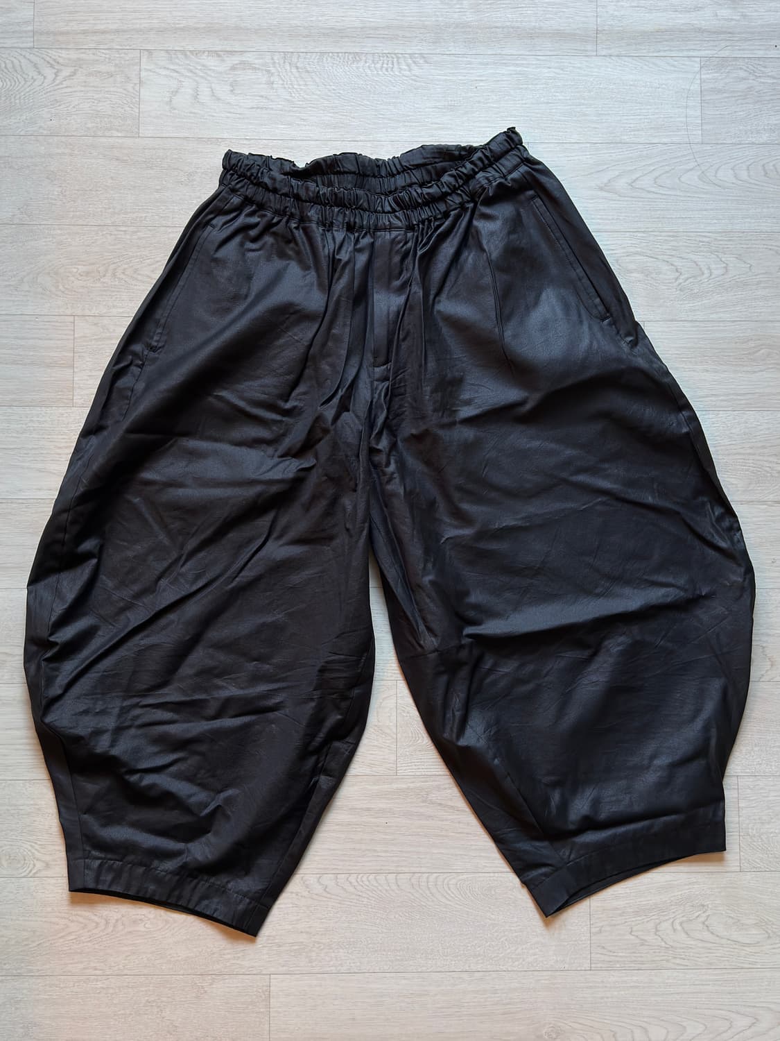 블랙 꼼데가르송 벌룬팬츠 - S size 상품이미지1