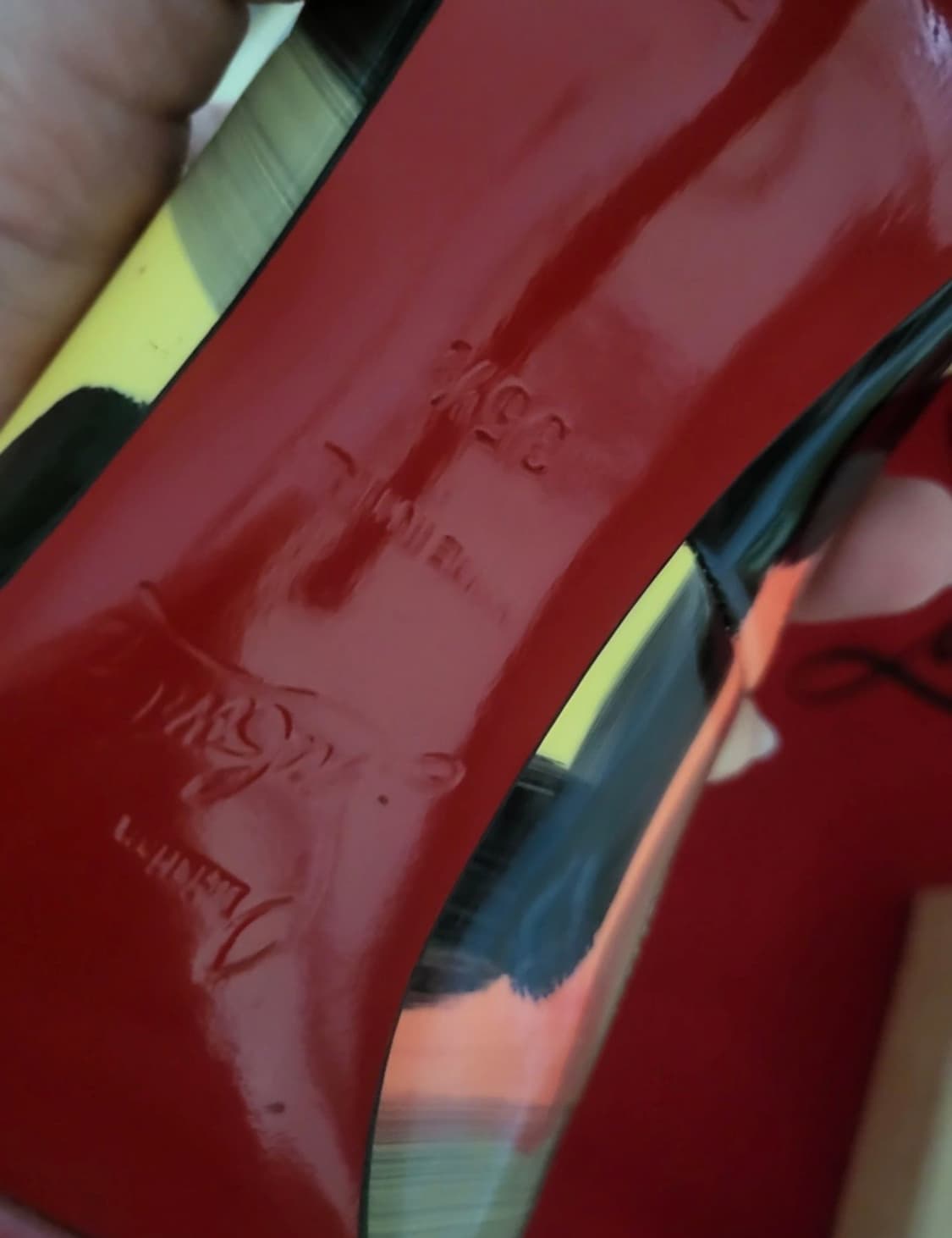 크리스찬 루부탱 35.5size 매우 급쳐 풀박스.. 상품이미지3