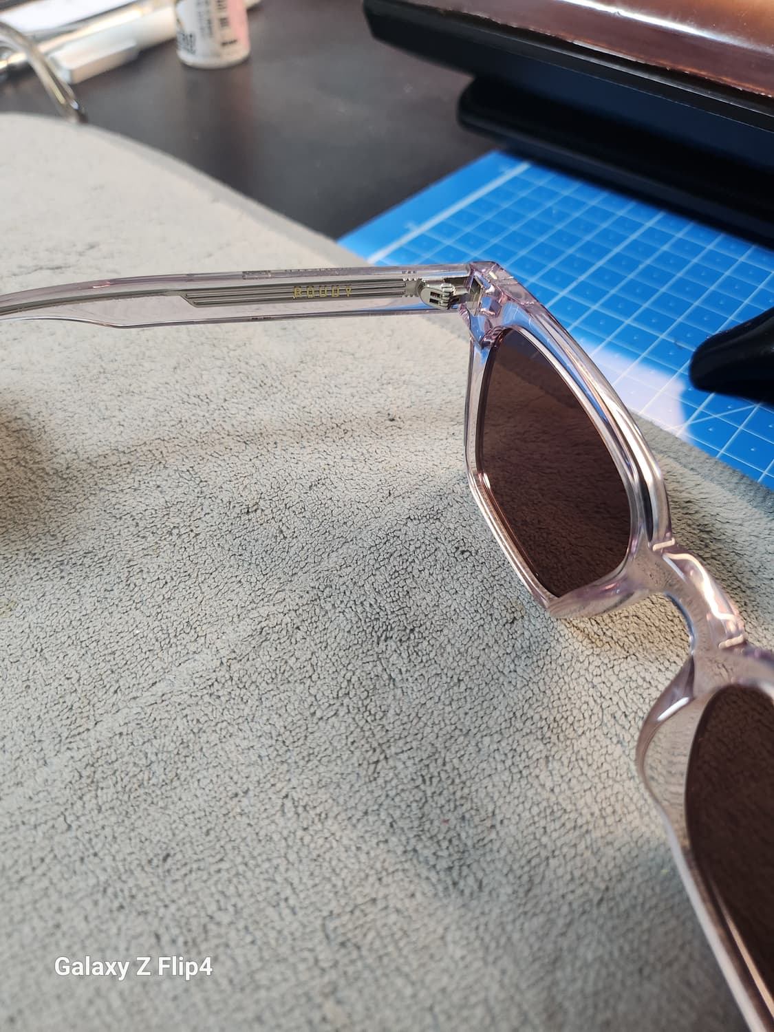 젠틀몬스터 라우디 바이올렛 (거의새상품) 상품이미지3