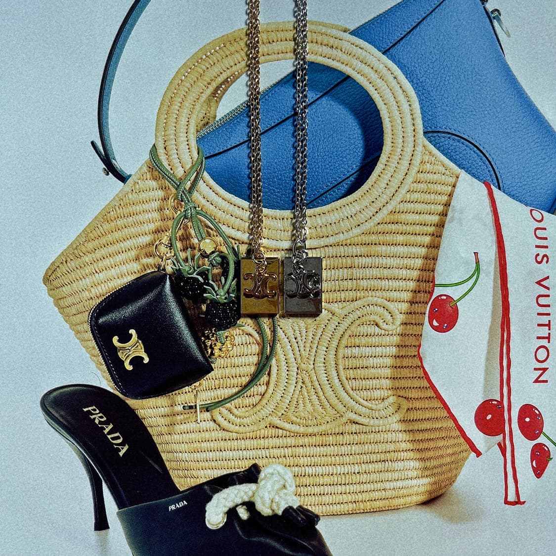 2Color 셀린느 메탈릭 트리옹프 목걸이 상품이미지1