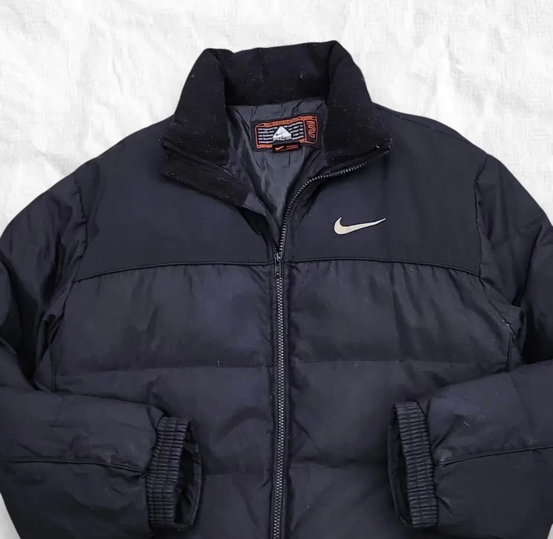 나이키 acg 패딩 M 상품이미지4