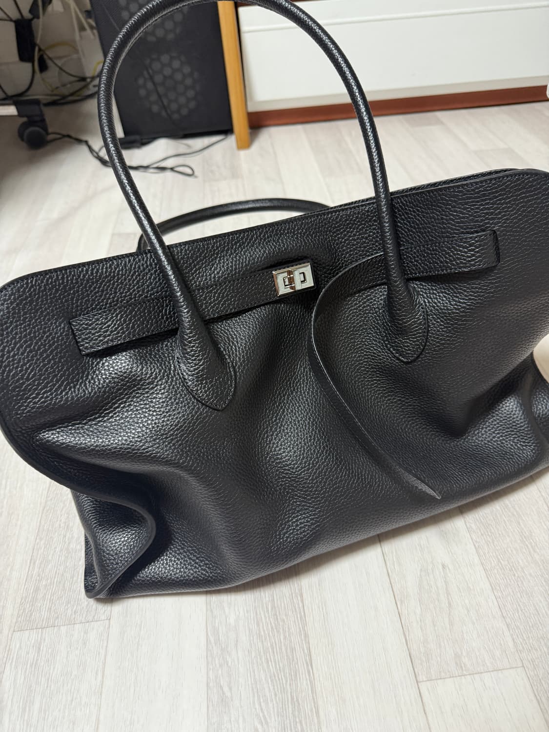 준느 B03 레더백 판매합니다 상품이미지1