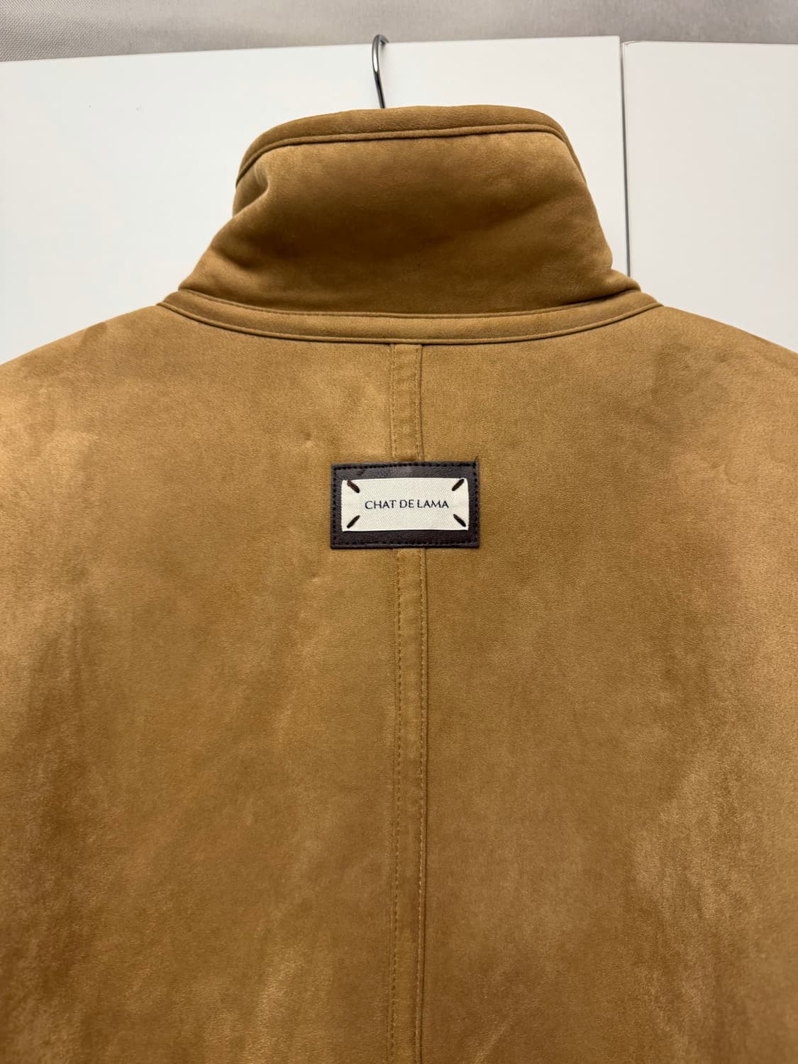 샤드라마 링킹 쉐어링 무스탕 베이지 상품이미지4