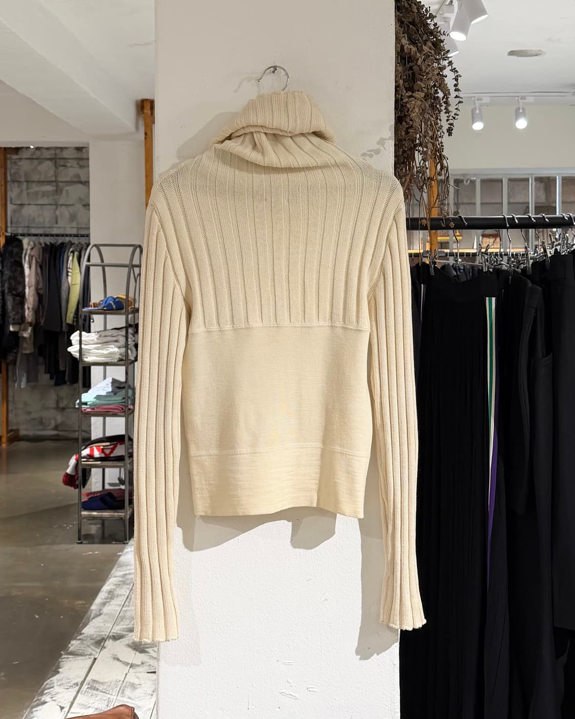 샤넬 아이보리 울 롤넥 립니트 스웨터 상품이미지6