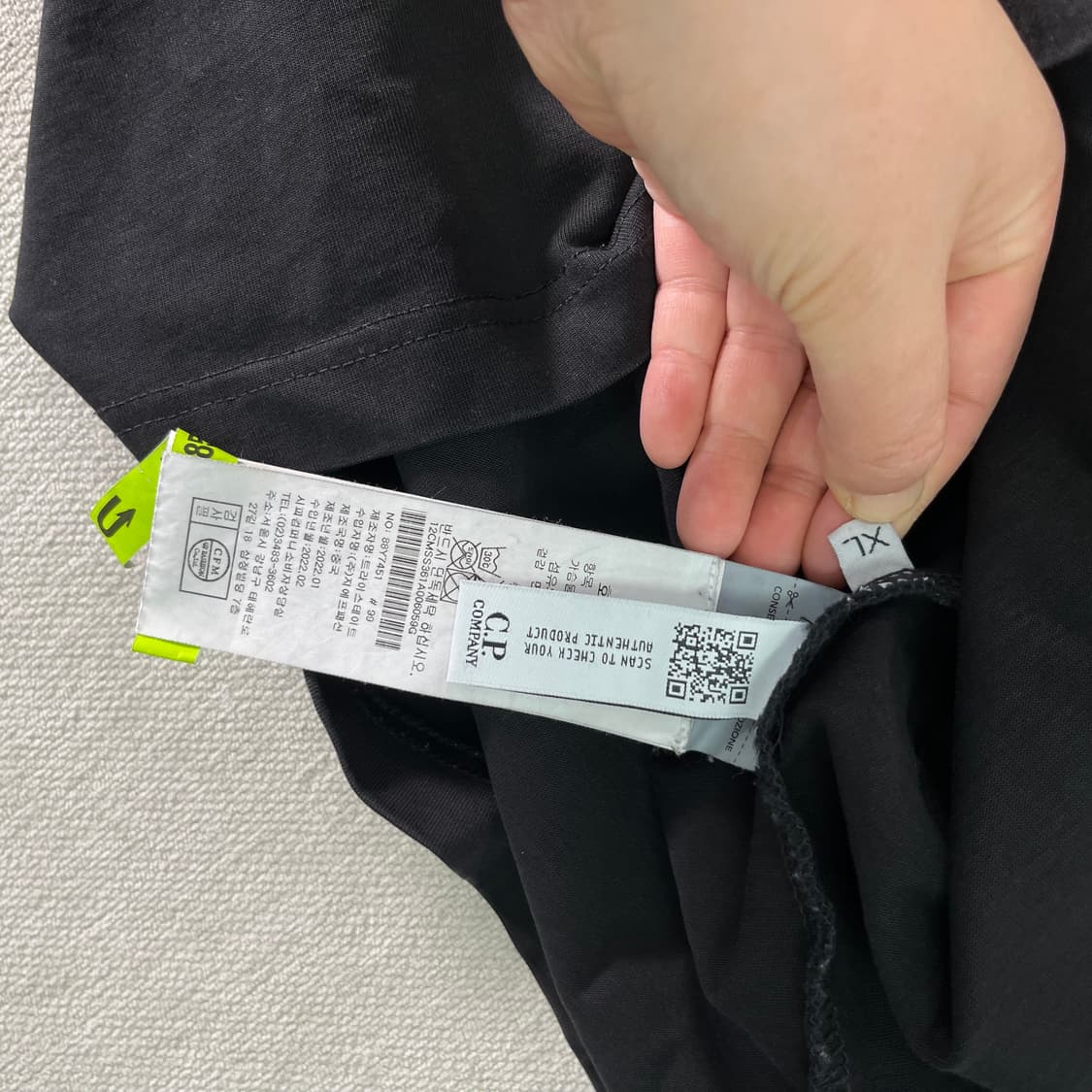 105 cp컴퍼니 22fw 와펜 롱슬리브 맨투맨 상품이미지4