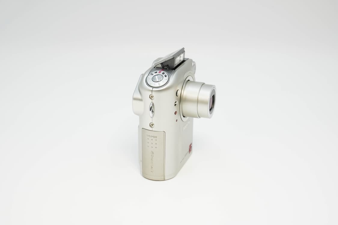 Fujifilm FinePix F601 (후지필름 파인픽스 F601) 상품이미지5