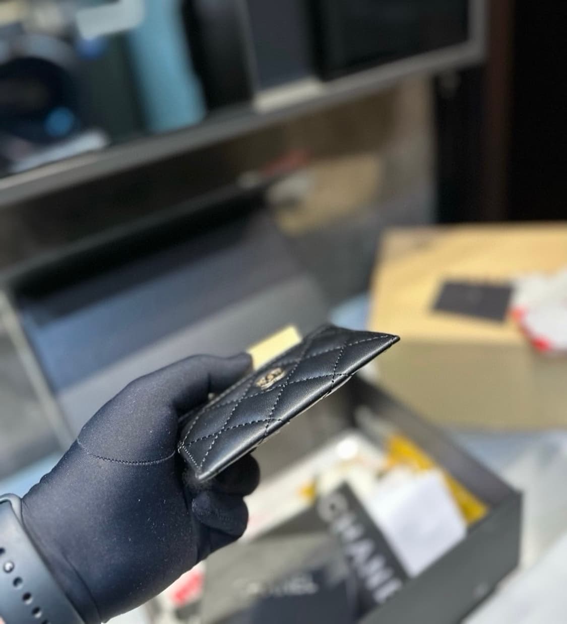 샤넬뷰티 램스킨 카드지갑 블랙 풀박스 상품이미지8