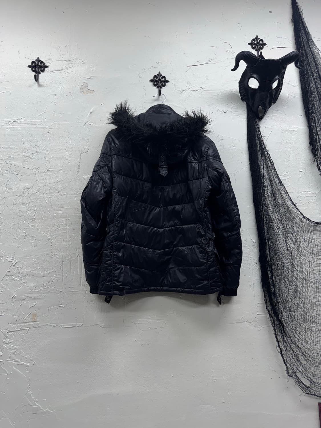 Crazy devil 00s trimming fur down jacket 상품이미지6