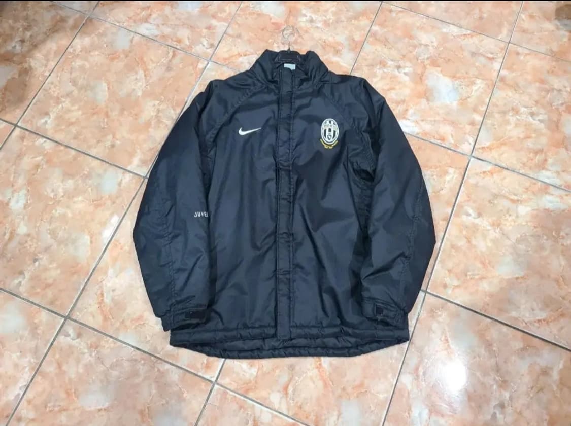 나이키 유벤투스 동계점퍼 상품이미지1