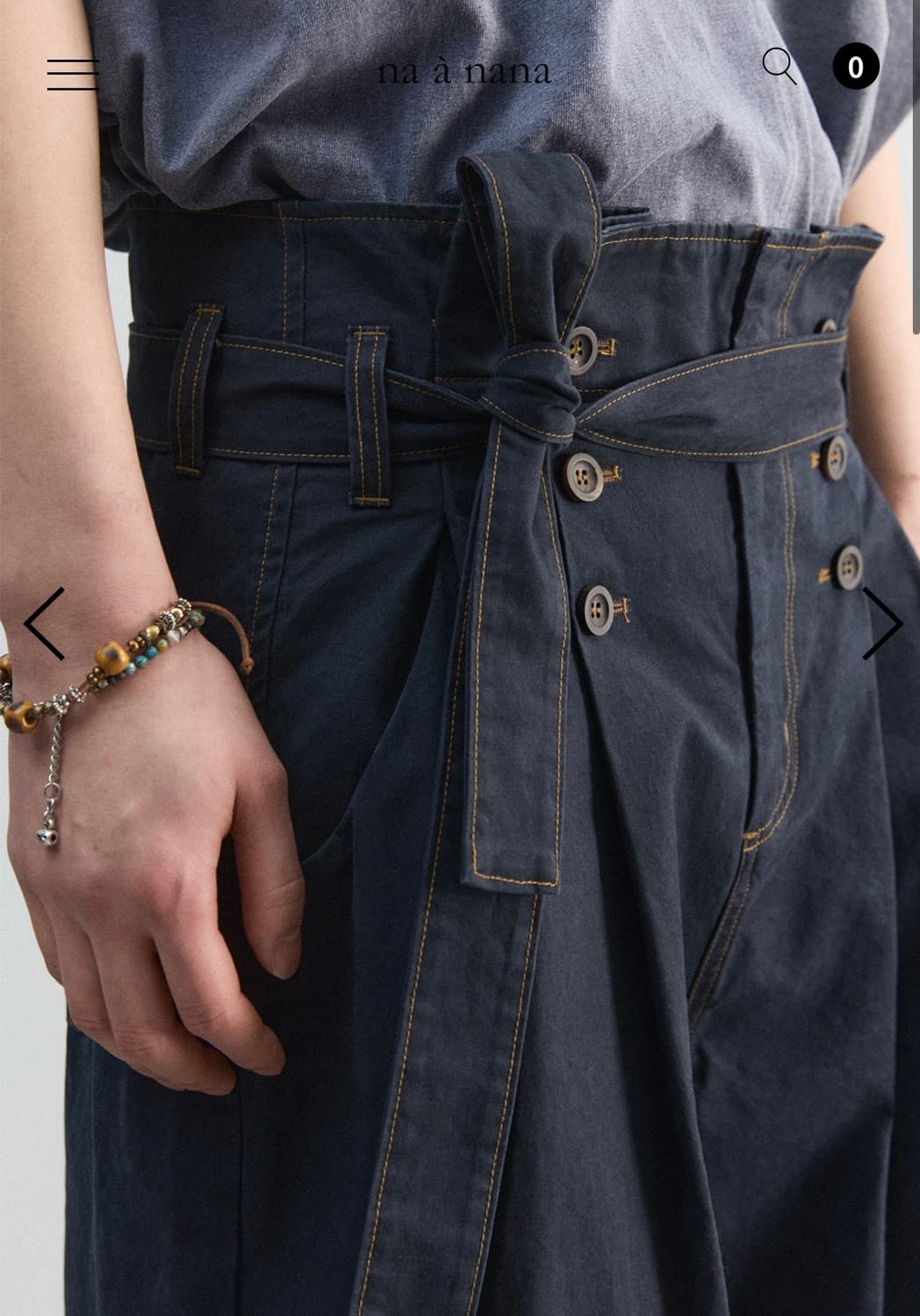 (32) 나아나나 피치 크랙 플리츠 벨티드 팬츠 - 네이비 상품이미지1