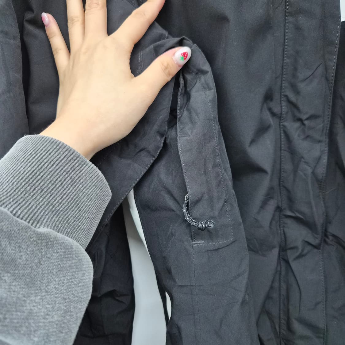 노스페이스 블랙 바람막이 후드 자켓 남성 M 상품이미지6