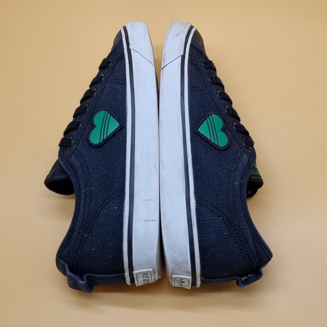 아디다스 니짜 블랙하트 여성스니커즈240  상품이미지5