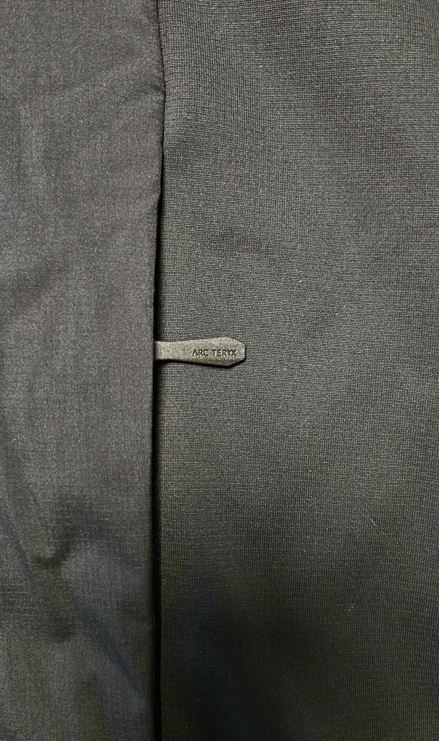 (매장정품)아크테릭스 아톰 후디자켓 블랙 M(100~103) 새제품급 상품이미지7