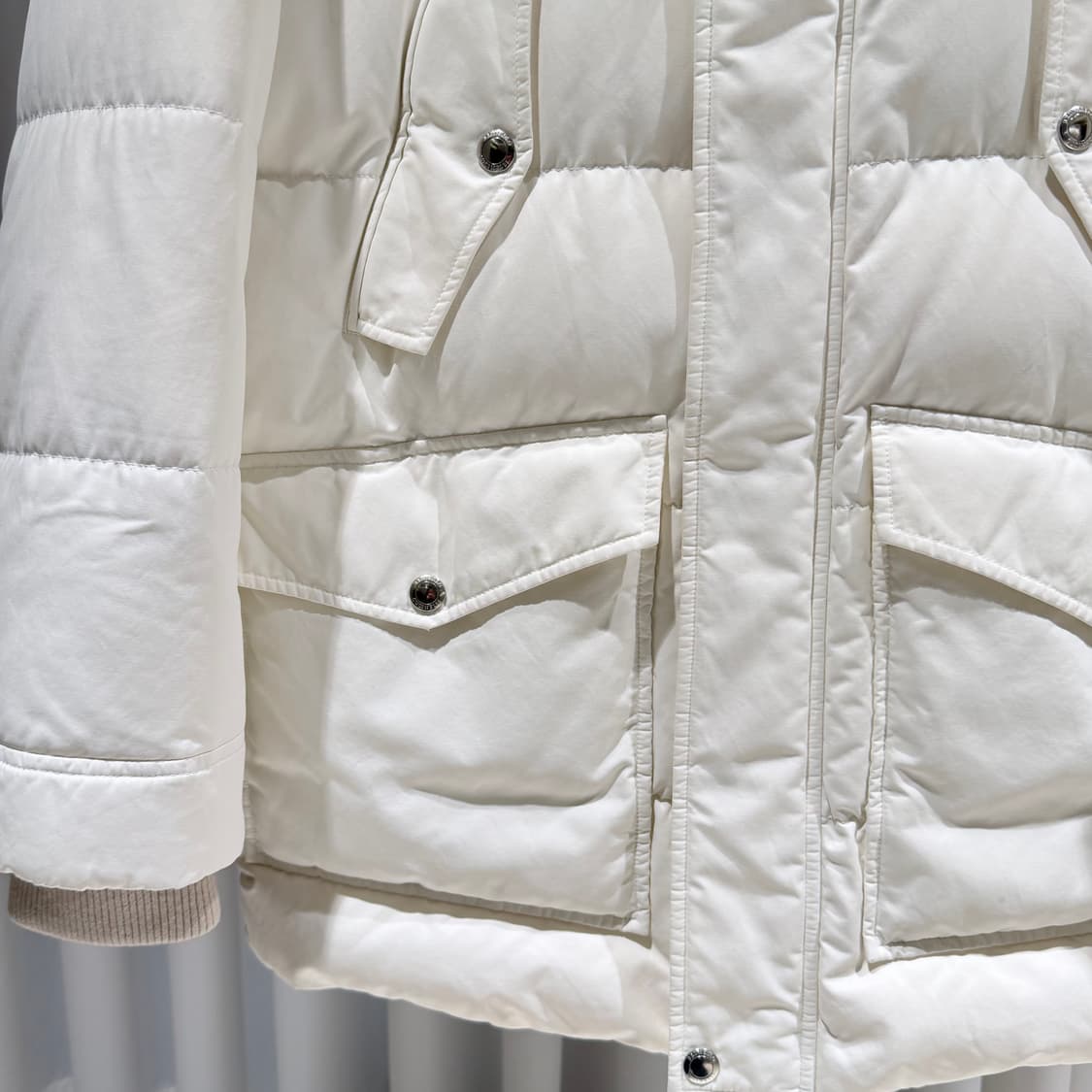 (A+/L) / 브루넬로쿠치넬리 타프타 코듀로이 후드 패딩 상품이미지4