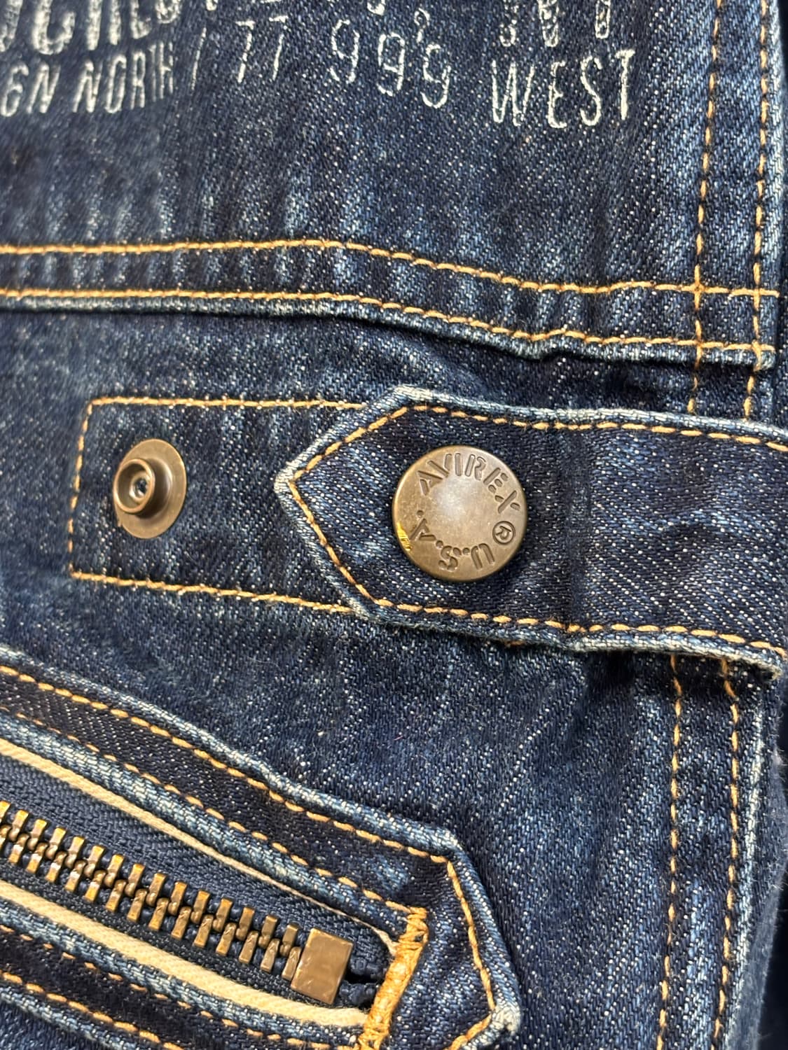 AVIREX 절개 레터링 데님 자켓 상품이미지4