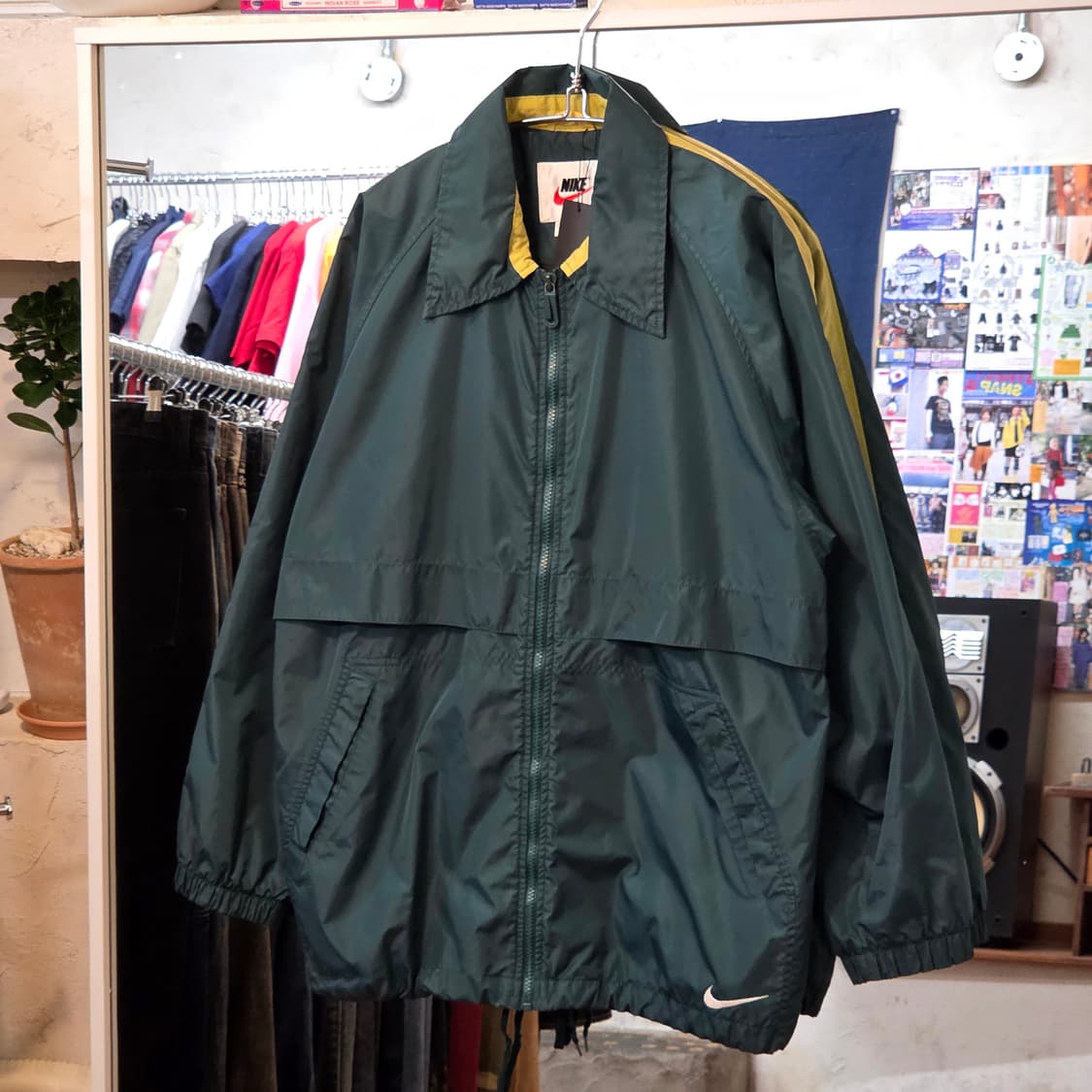 나이키 빅스우시 그린 오버핏 바람막이 상품이미지5