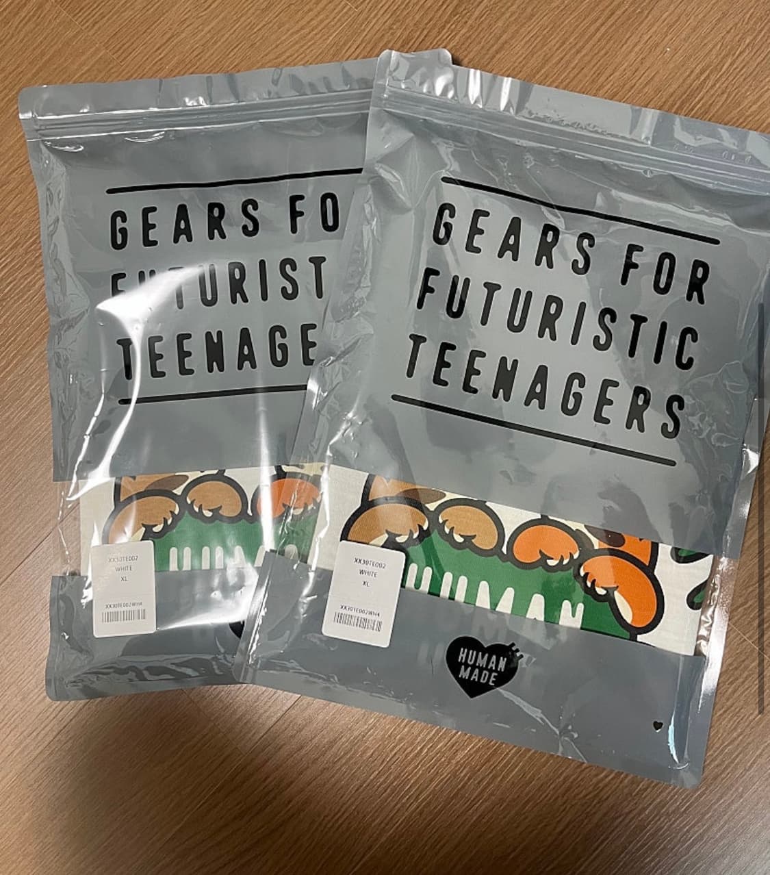 [XL] 휴먼메이드 호프 제이홉 티셔츠 화이트 상품이미지1