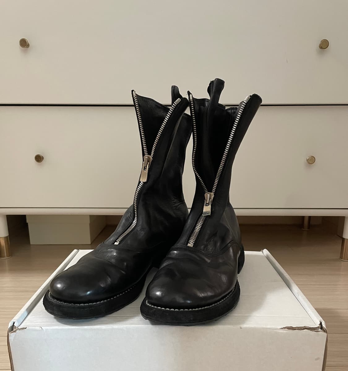 구이디 310 43 size 상품이미지1