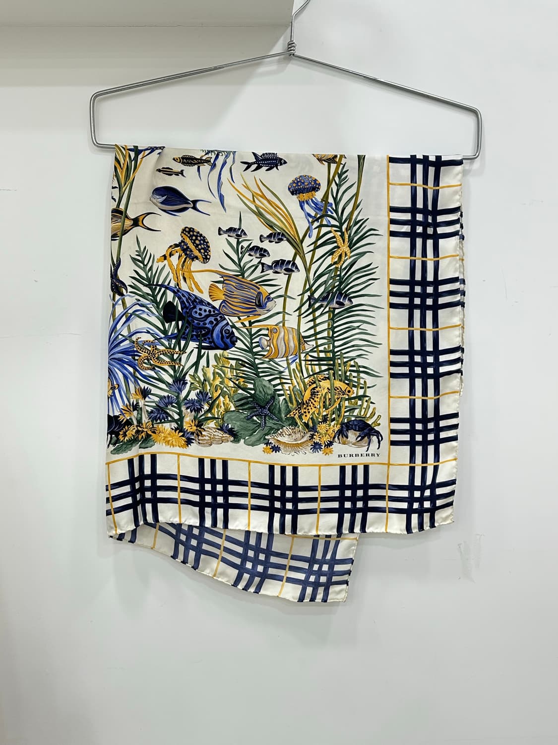 버버리 실크 사각 스카프 상품이미지5