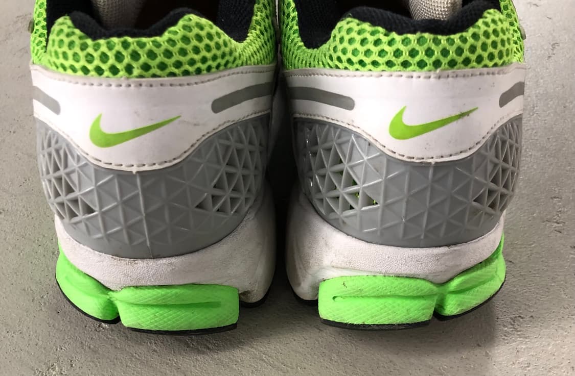 나이키 줌 보메로 5 형광 275 상품이미지3