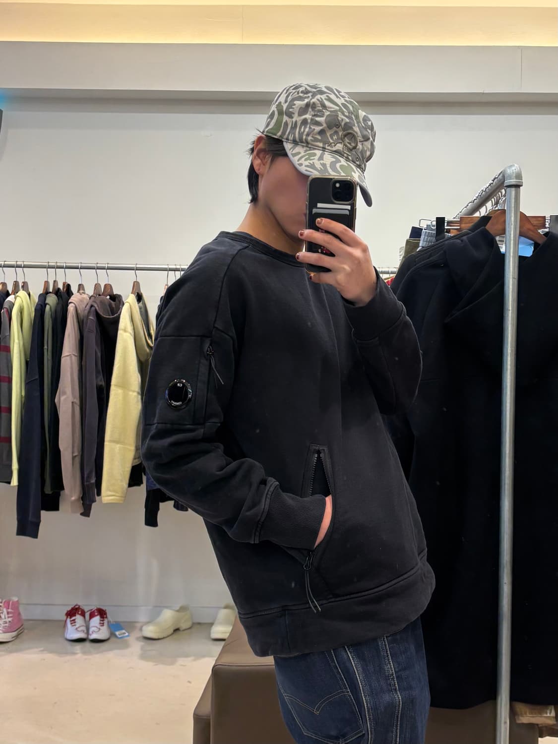 C.P. 컴퍼니 렌즈 포켓 맨투맨 상품이미지5