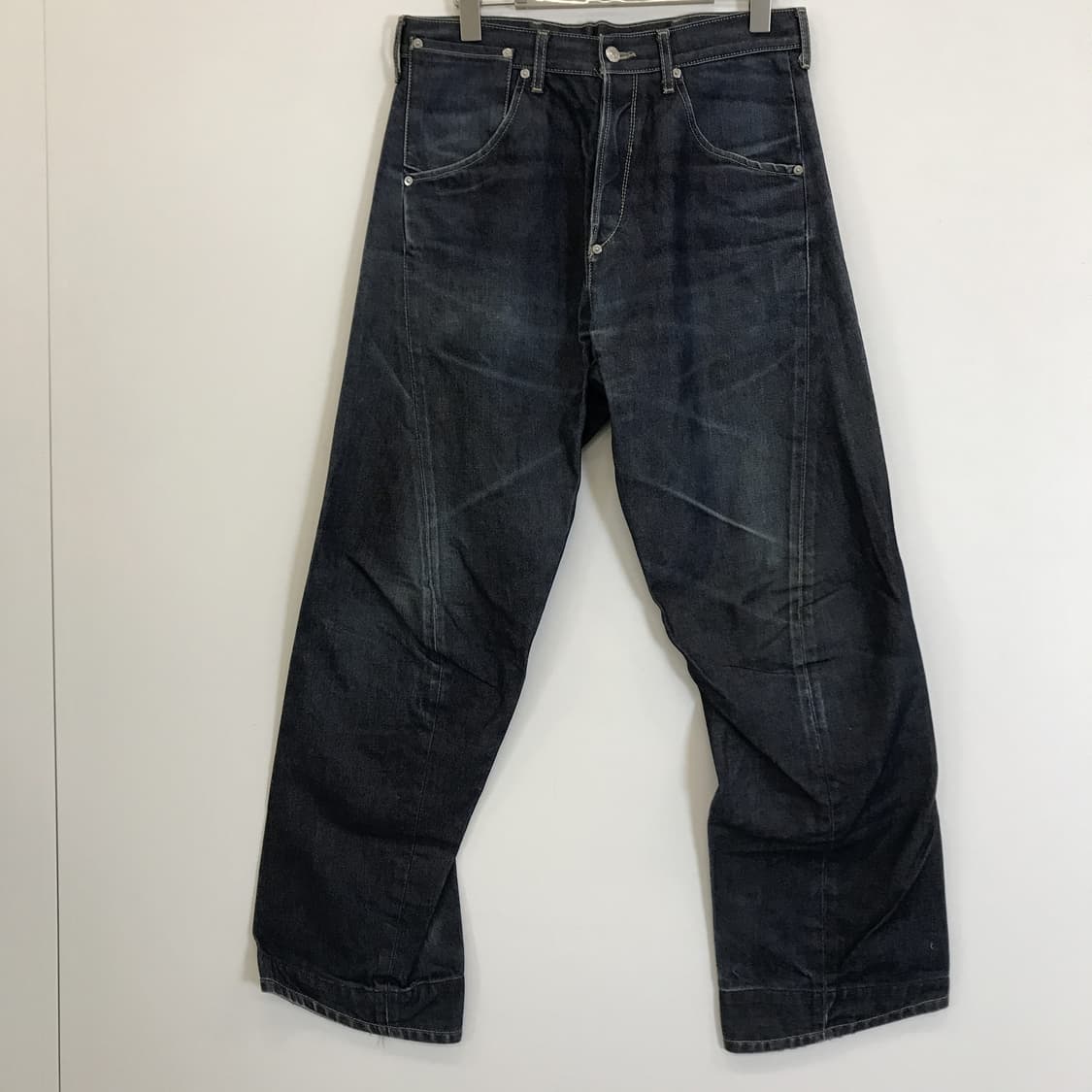 리바이스 엔지니어드진 1st 신치백 데님  [82-97] 상품이미지1