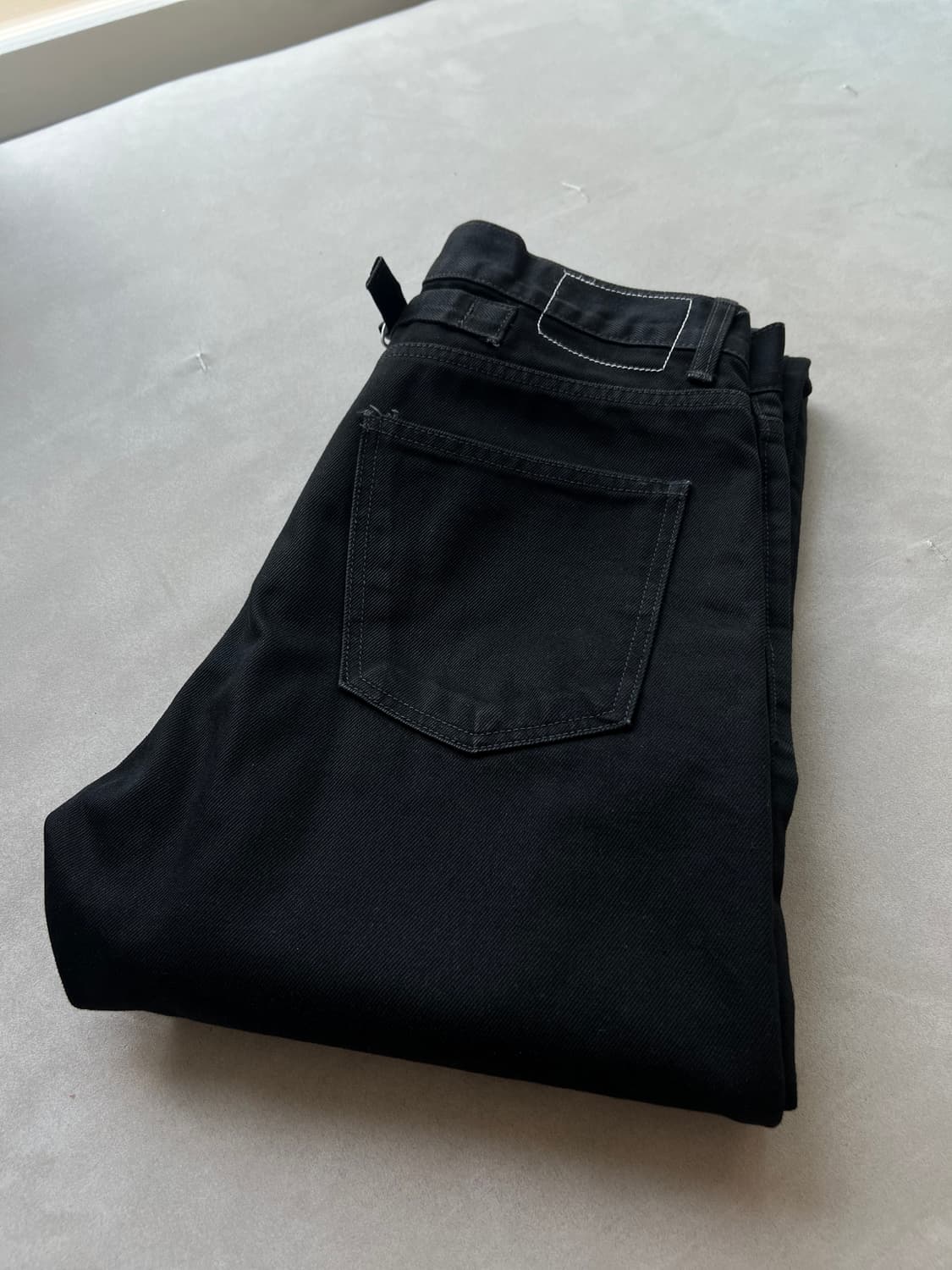 HTAE 1947 Cinch Back Raven Black Straigh 상품이미지2