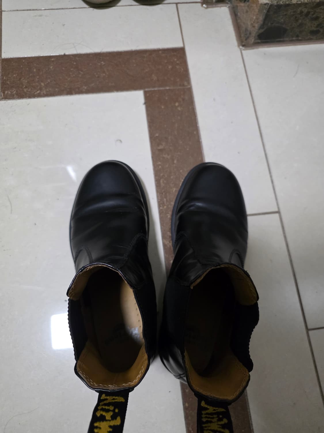 닥터마틴 2976 스무스 UK7 (260) 판매합니다 상품이미지2